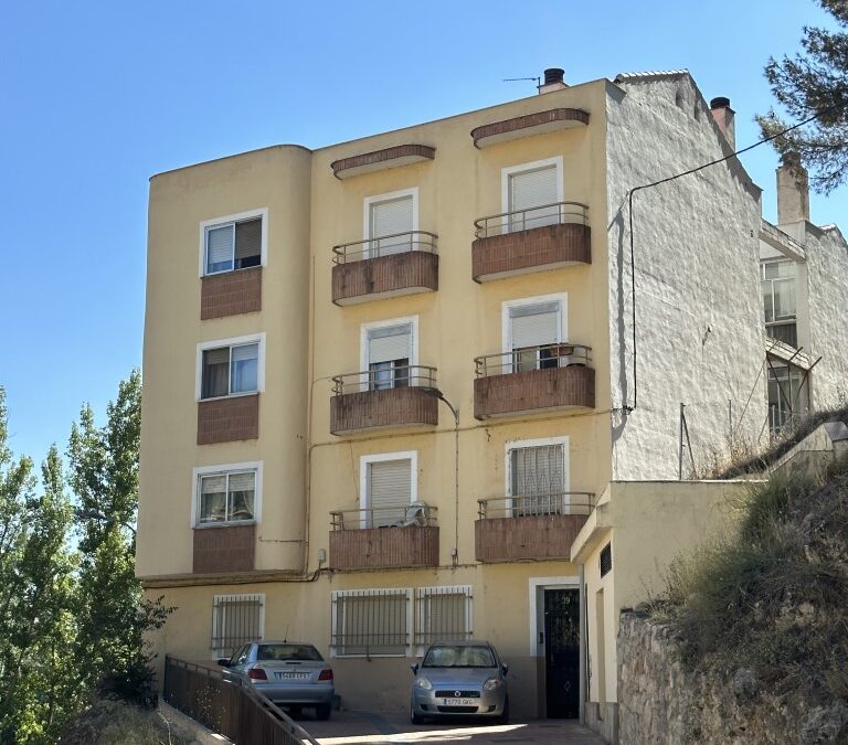 ALQUILER DE HABITACIONES EN AVDA LOS ALFARES A-1056
