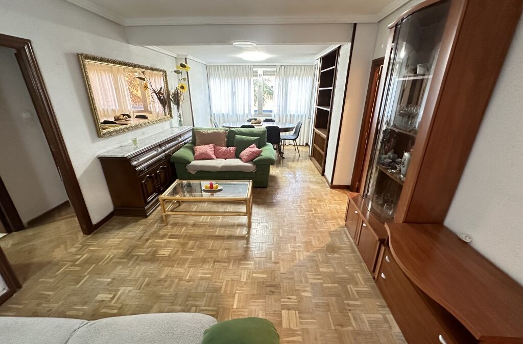 PISO EN ALQUILER POR HABITACIONES PARA ESTUDIANTES EN CALLE ALICANTE A-1067